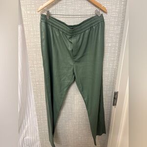 men's Zara xL Green Faux Leather Straight Leg trousers